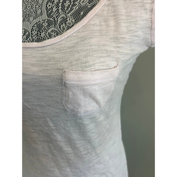 Victoria’s Secret Light Pink T-Shirt Medium - Picture 7 of 7